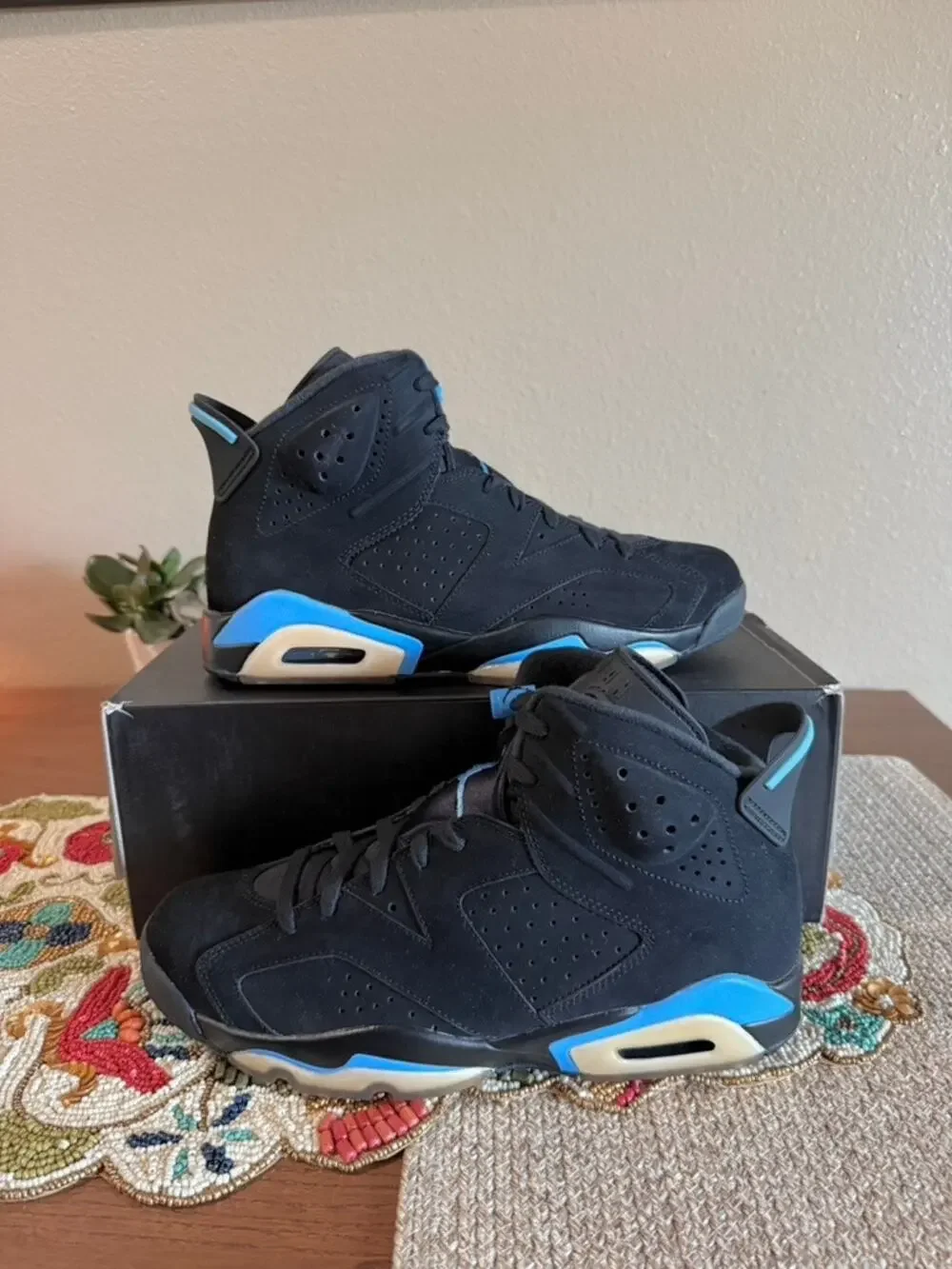 Jordan 6 Retro UNC University Blue Black Melo Pistons Sport Diffused 384664 006